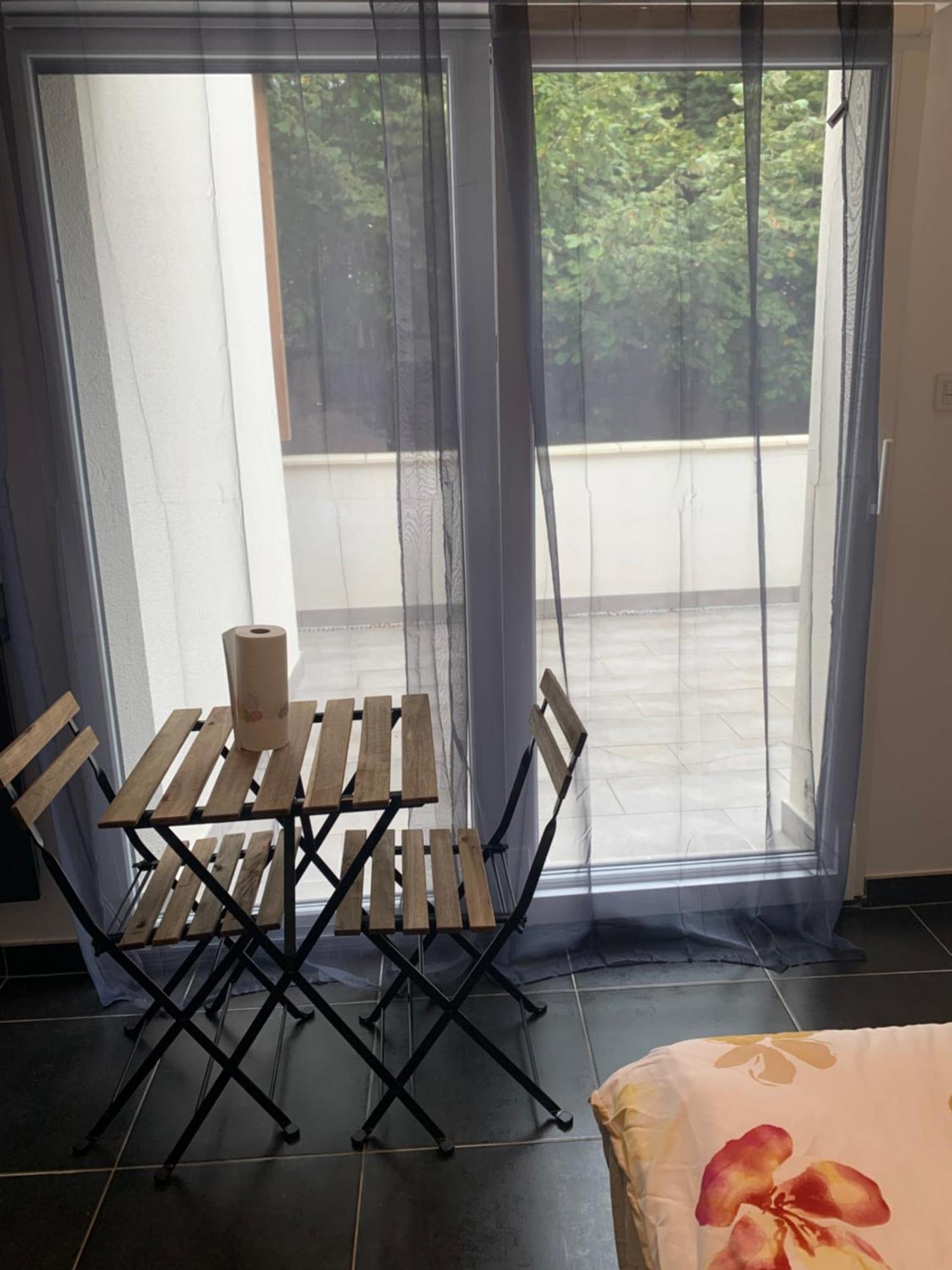 Jolie Maisonnette Avec Terrasse Nancy Centre Dış mekan fotoğraf